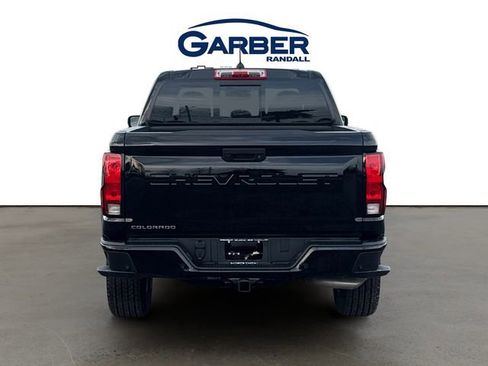 Used 2025 Chevrolet Colorado W/T w/ Advanced Trailering Package image 4