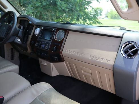 Used 2011 Ford F350 Lariat w/ Lariat Ultimate Pkg AWD/4WD image 17
