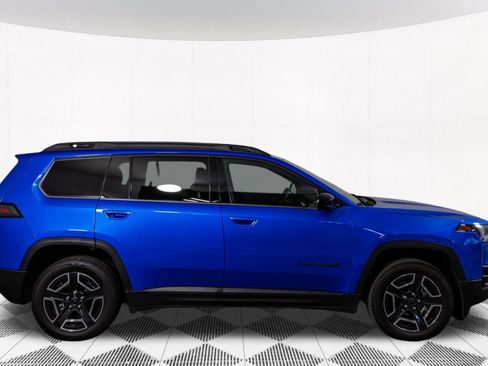 New 2026 Jeep Cherokee Laredo AWD/4WD image 9