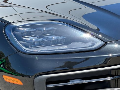 New 2026 Porsche Cayenne E-Hybrid AWD/4WD image 38