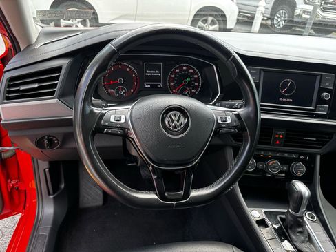 Used 2019 Volkswagen Jetta SE FWD image 15