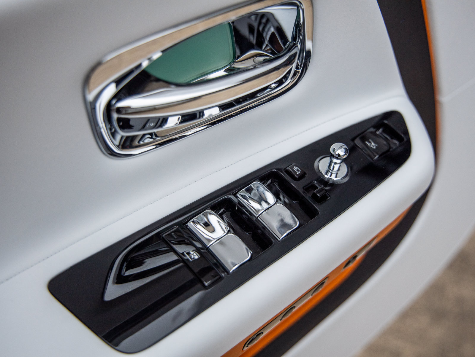 Certified 2026 Rolls-Royce Spectre w/ Spectre Enhancement Package AWD/4WD image 23