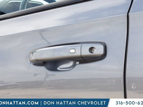 Used 2021 Chevrolet Tahoe Z71 w/ Z71 Signature Package AWD/4WD image 27