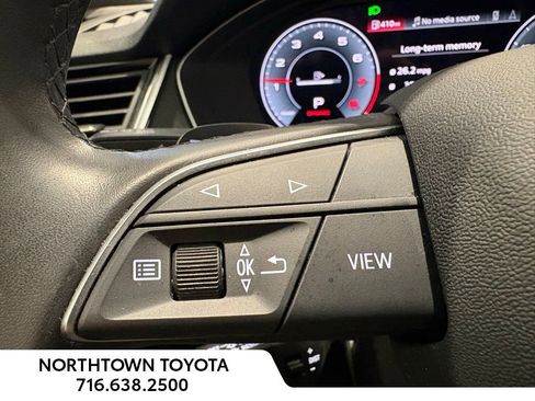 Used 2022 Audi Q5 2.0T Premium Plus image 17