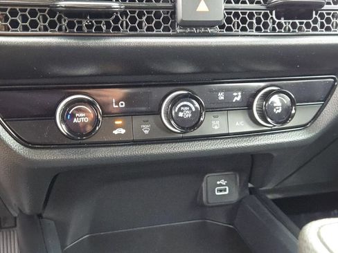 Used 2025 Honda HR-V LX image 30