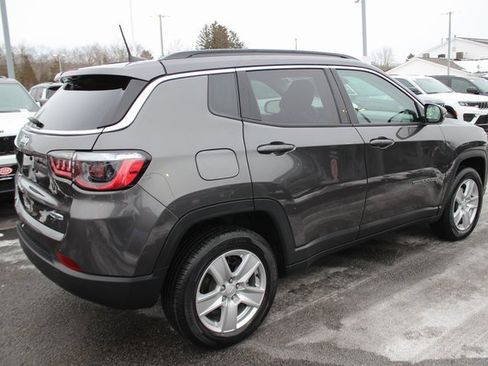 Used 2022 Jeep Compass Latitude w/ Convenience Group image 29