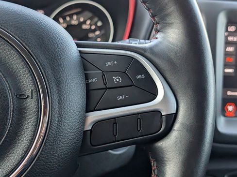 Used 2018 Jeep Compass Trailhawk w/ Cold Weather Group image 29