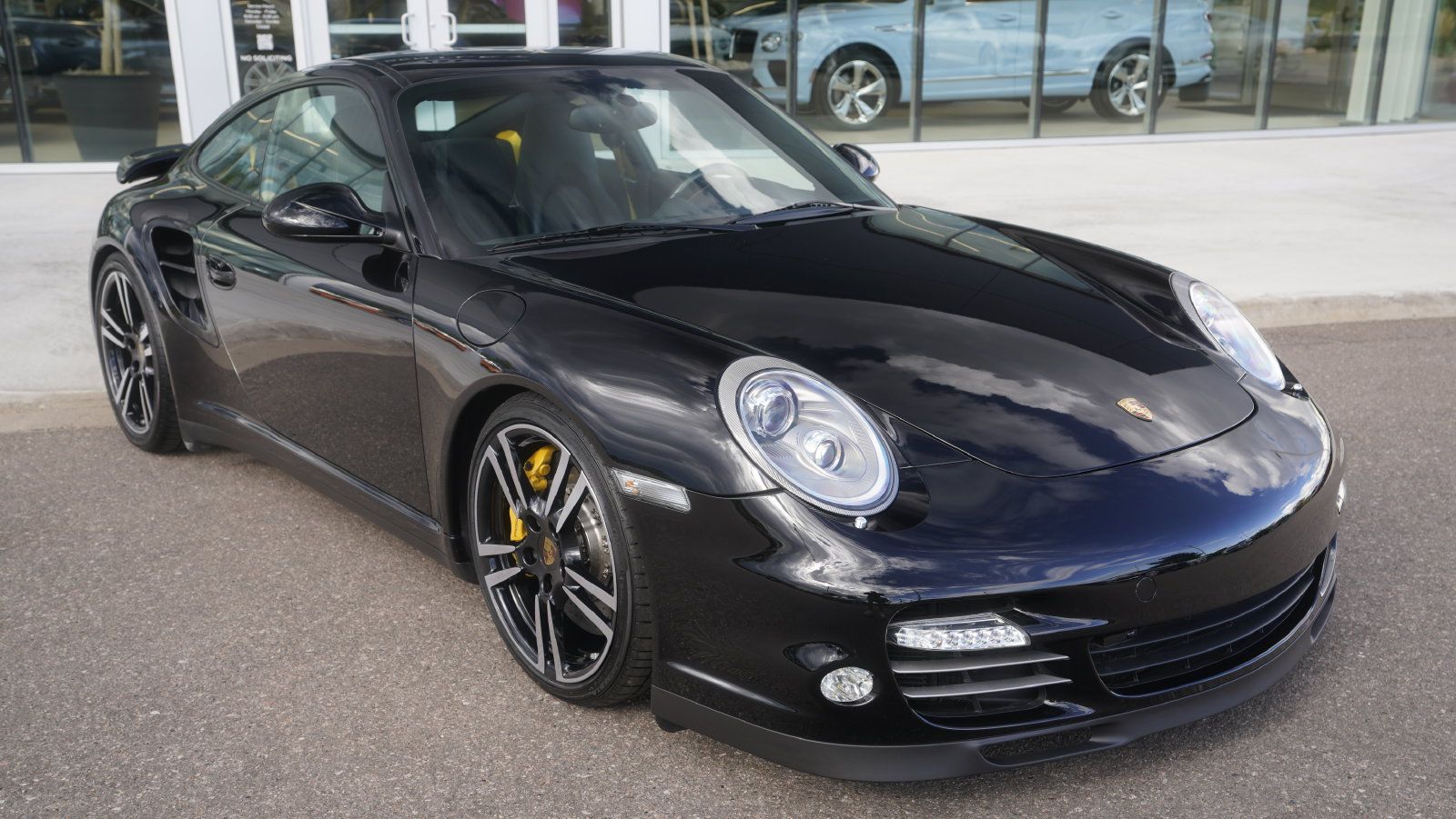 Used 2013 Porsche 911 Turbo S AWD/4WD image 20