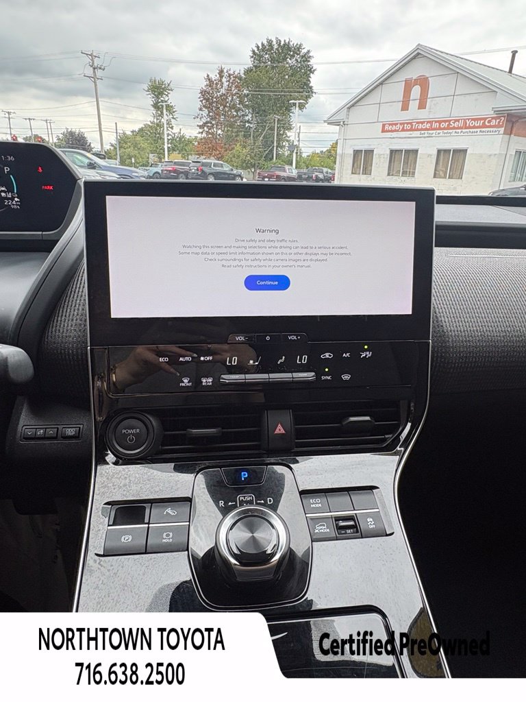 Used 2023 Toyota bZ4X AWD image 18