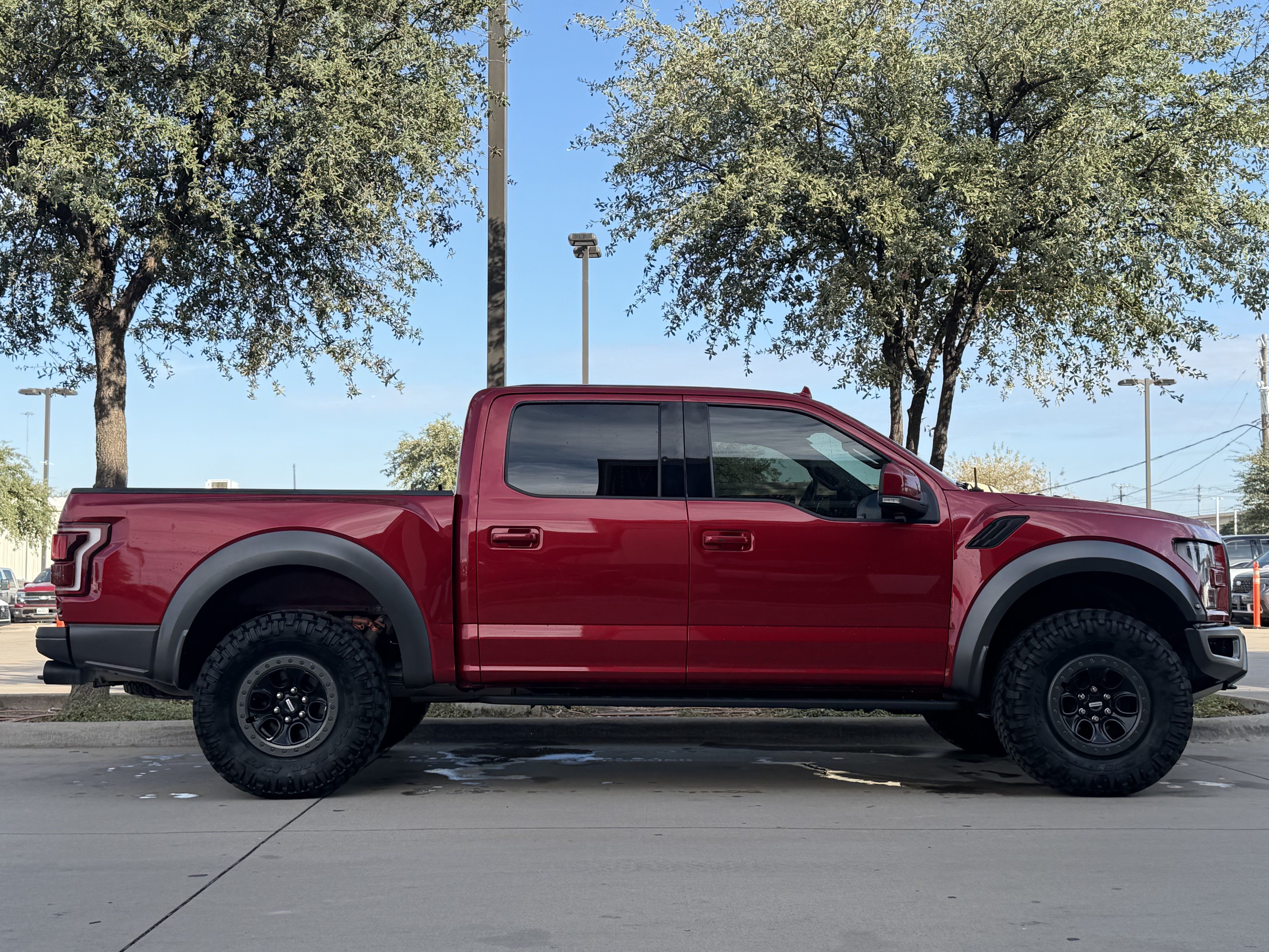 Used 2020 Ford F150 Raptor w/ Equipment Group 802A Luxury AWD/4WD image 3