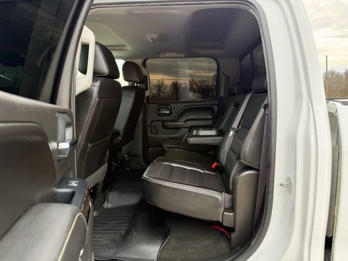 Used 2016 GMC Sierra 2500 Denali w/ Duramax Plus Package image 13