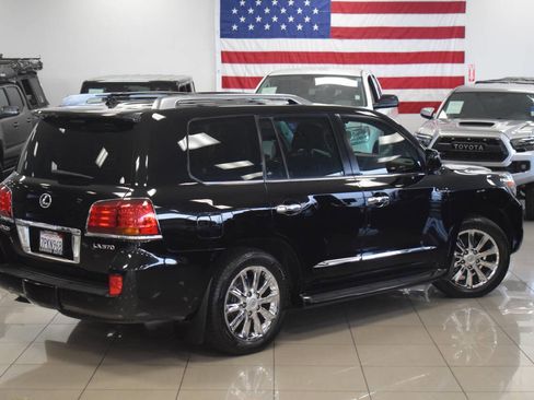 Used 2008 Lexus LX 570 4WD image 29