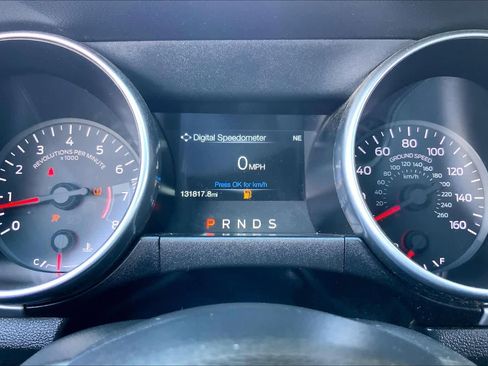 Used 2019 Ford Mustang Premium RWD image 25