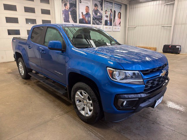 Certified 2022 Chevrolet Colorado LT w/ Luxury Package AWD/4WD image 4