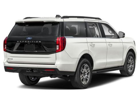 New 2027 Ford Expedition Active AWD/4WD image 2