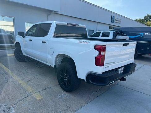 Used 2023 Chevrolet Silverado 1500 Custom Trail Boss AWD/4WD image 7
