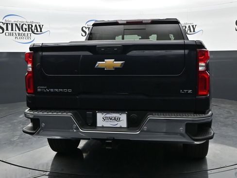 Used 2023 Chevrolet Silverado 1500 LTZ w/ LTZ Convenience Package II RWD image 6