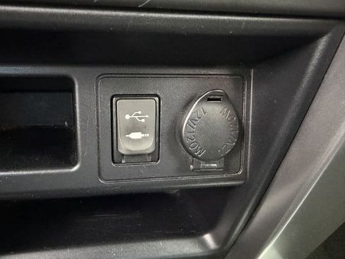 Used 2014 Toyota 4Runner SR5 image 21