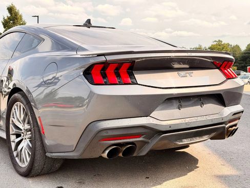 Used 2024 Ford Mustang GT Premium RWD image 5