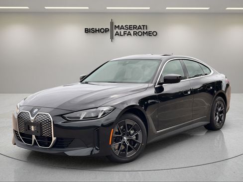 Used 2025 BMW i4 xDrive40i AWD/4WD image 2
