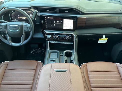 New 2026 GMC Sierra 2500 Denali Ultimate w/ Max Trailering Package AWD/4WD image 13