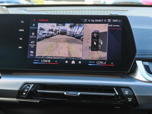 Used 2025 BMW X1 M35i AWD/4WD image 13