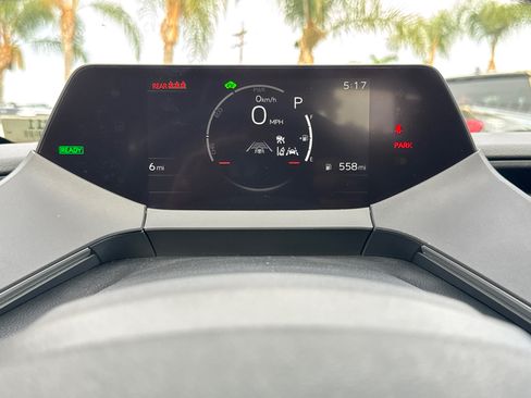 New 2027 Toyota Prius XLE FWD image 32