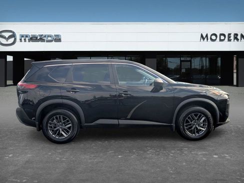 Used 2023 Nissan Rogue S image 4