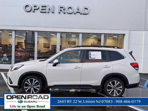 Used 2023 Subaru Forester Limited image 5