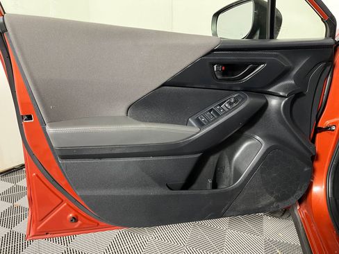 Used 2024 Subaru Crosstrek 2.0i Premium image 18