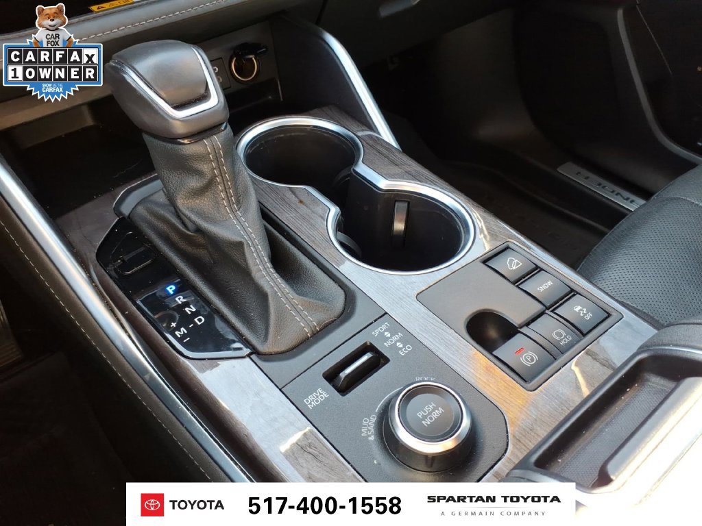 Used 2024 Toyota Highlander Limited AWD/4WD image 24