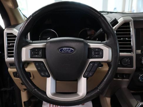 Used 2017 Ford F250 Lariat w/ Lariat Ultimate Package AWD/4WD image 17