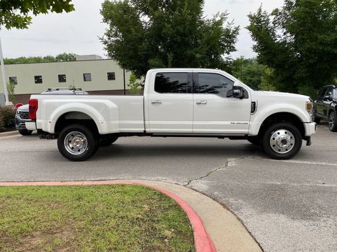 Used 2022 Ford F450 Limited w/ FX4 Off-Road Package AWD/4WD image 9