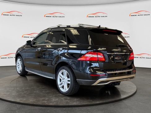 Used 2015 Mercedes-Benz ML 350 ML 350 4MATIC Sport Utility 4D image 6