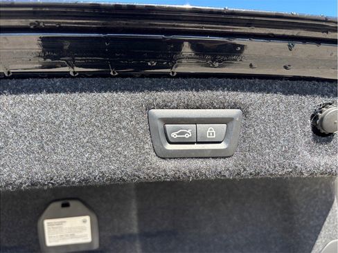 Used 2020 BMW M550i xDrive w/ Executive Package image 57