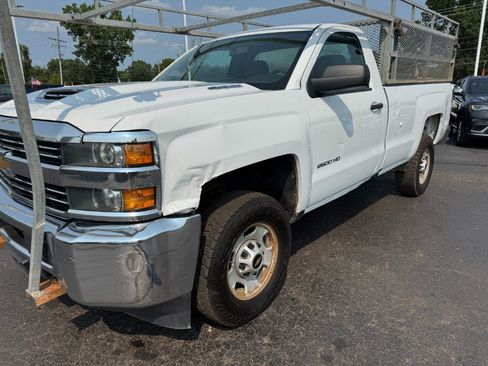 Used 2017 Chevrolet Silverado 2500 W/T AWD/4WD image 9