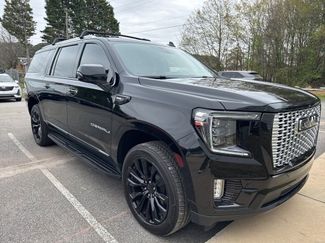 Used 2021 GMC Yukon XL Denali video 3