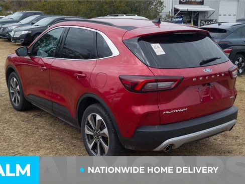 Used 2024 Ford Escape Platinum image 5