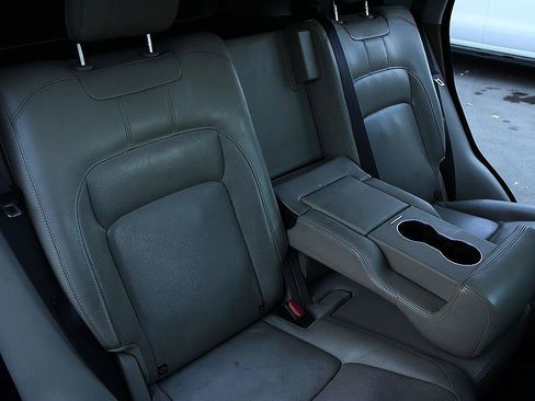 Used 2019 Land Rover Range Rover HSE AWD/4WD image 18