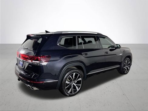 Used 2024 Volkswagen Atlas SEL Premium R-Line AWD/4WD image 6