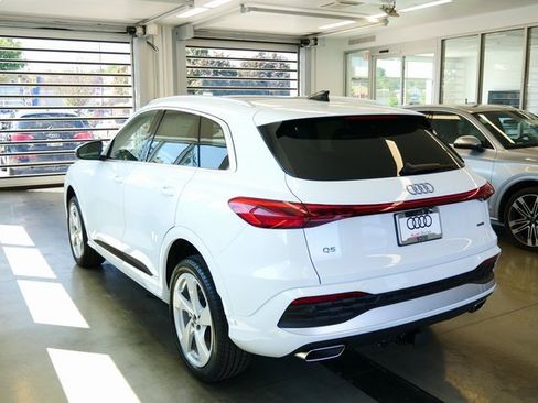 New 2025 Audi Q5 Premium Plus image 4