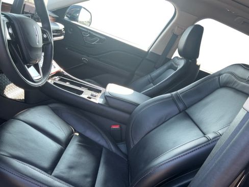 Used 2024 Lincoln Aviator Reserve w/ Elements Package Plus AWD/4WD image 9