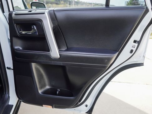 Certified 2024 Toyota 4Runner SR5 image 28