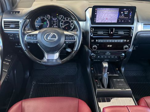 Certified 2022 Lexus GX 460 Premium w/ Premium Plus Package AWD/4WD image 15