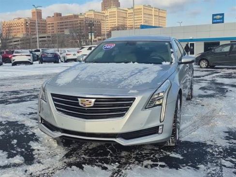 Used 2017 Cadillac CT6 Luxury image 3