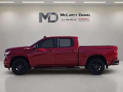 Used 2025 Chevrolet Silverado 1500 RST w/ Convenience Package II image 3