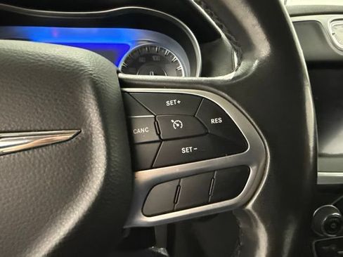 Used 2020 Chrysler 300 Touring w/ Sport Appearance Package RWD image 28