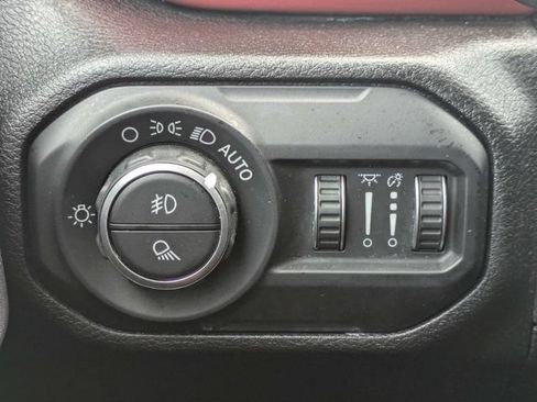 Used 2020 Jeep Gladiator Rubicon AWD/4WD image 29