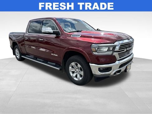 Used 2022 RAM 1500 Laramie AWD/4WD image 1