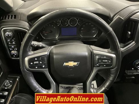 Used 2019 Chevrolet Silverado 1500 LT w/ All-Star Edition AWD/4WD image 18